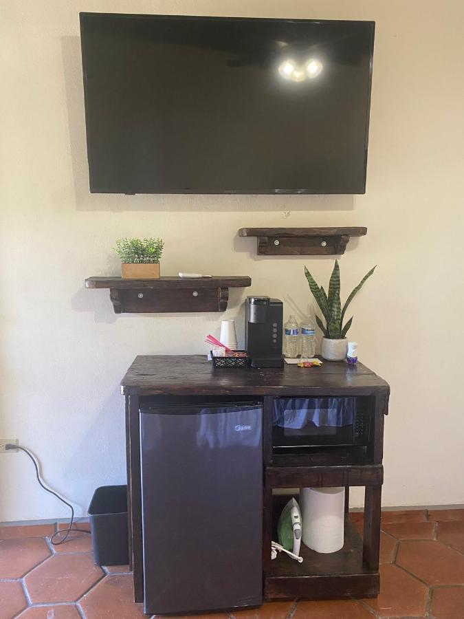 Estancita Elena Hotel Guadalupe Eksteriør billede