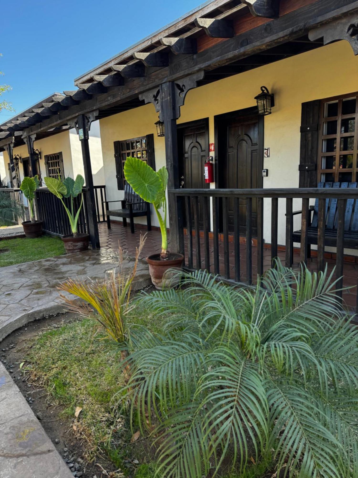 Estancita Elena Hotel Guadalupe Eksteriør billede