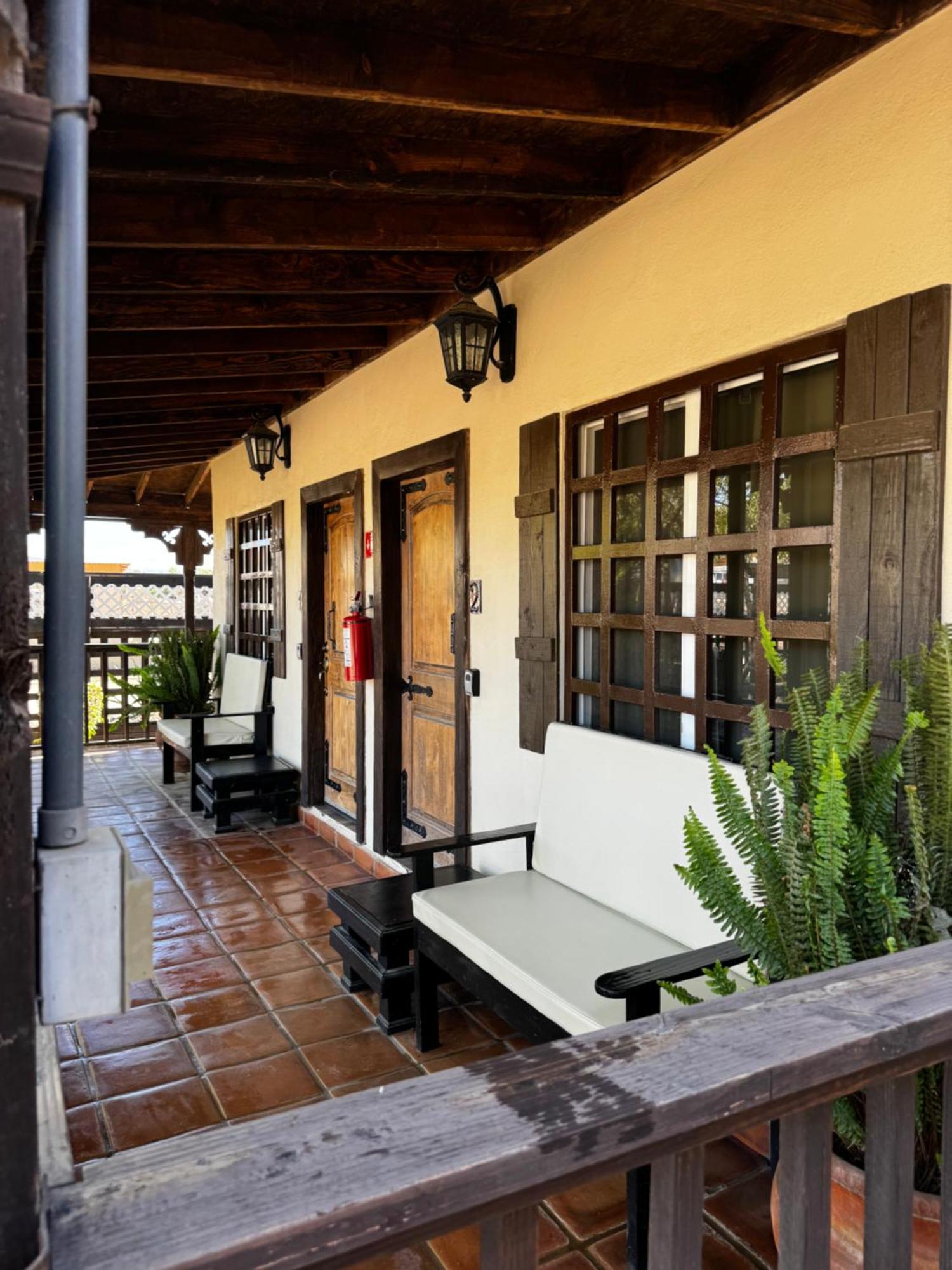 Estancita Elena Hotel Guadalupe Eksteriør billede